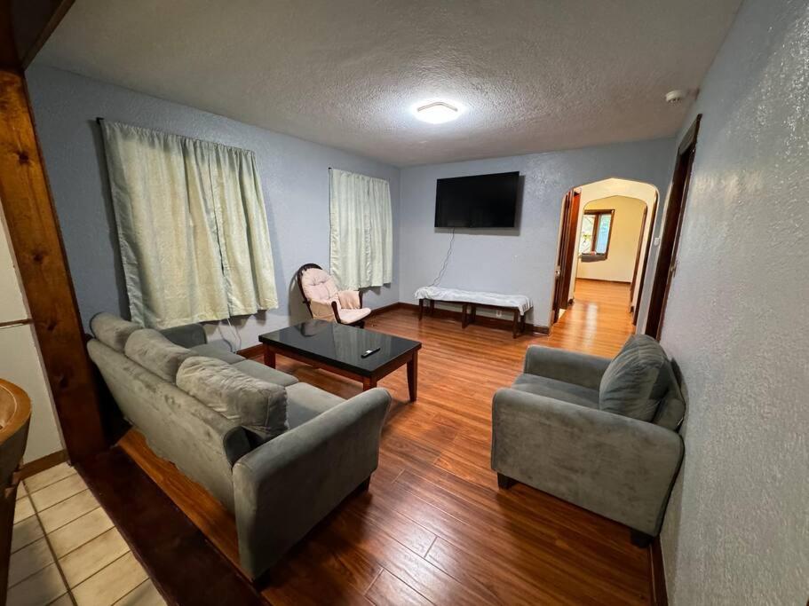 Comfy Getaway At Falls! Leilighet Niagara Falls Eksteriør bilde