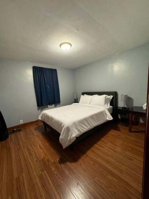 Comfy Getaway At Falls! Leilighet Niagara Falls Eksteriør bilde
